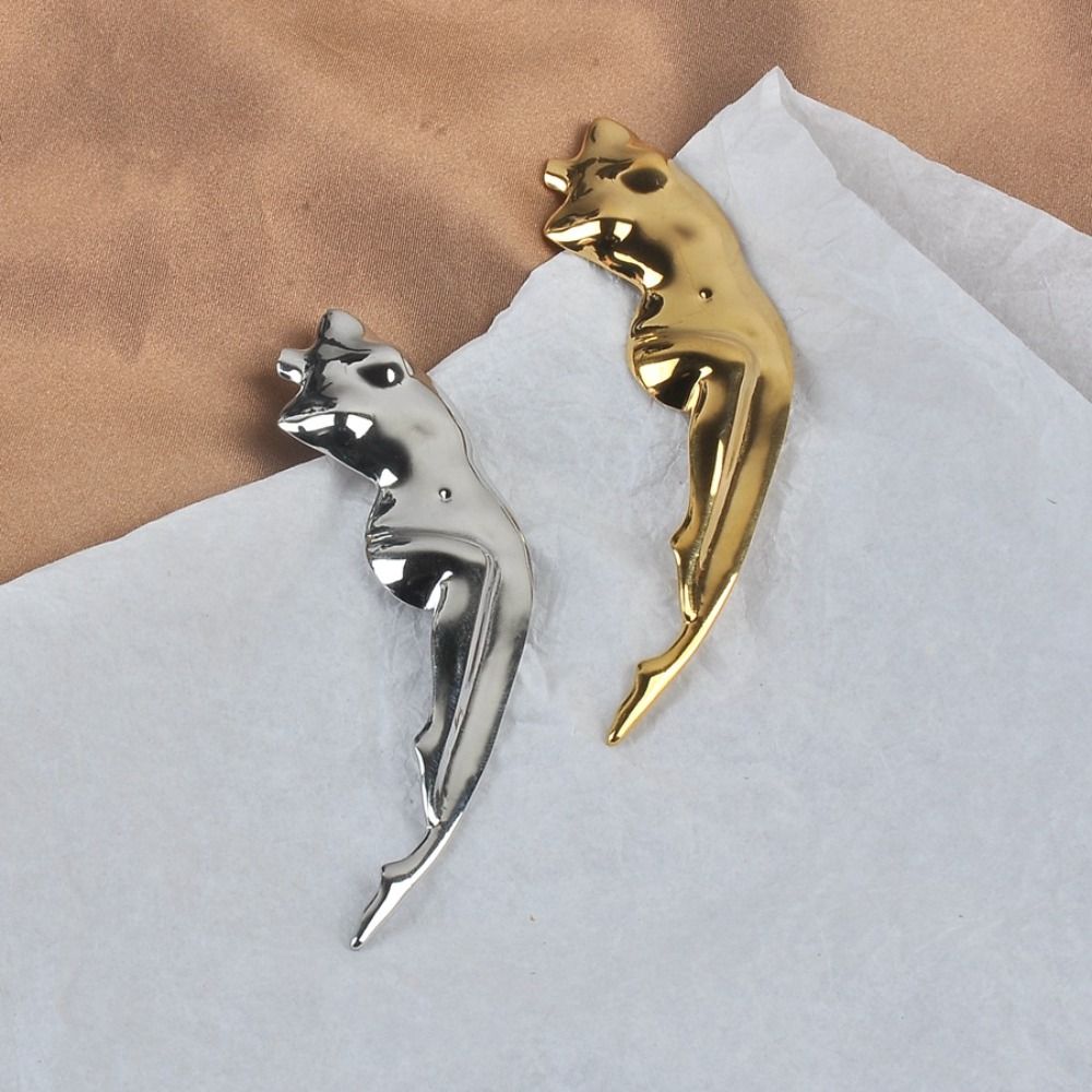 Broches sculptées en alliage b - Body Jewelry Brands avis et prix